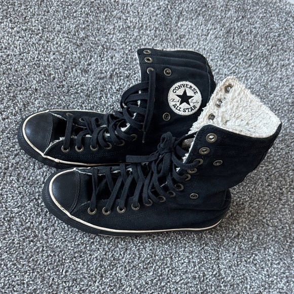 Converse Black High-Top Sneakers with White Lining - Picture 1 of 3